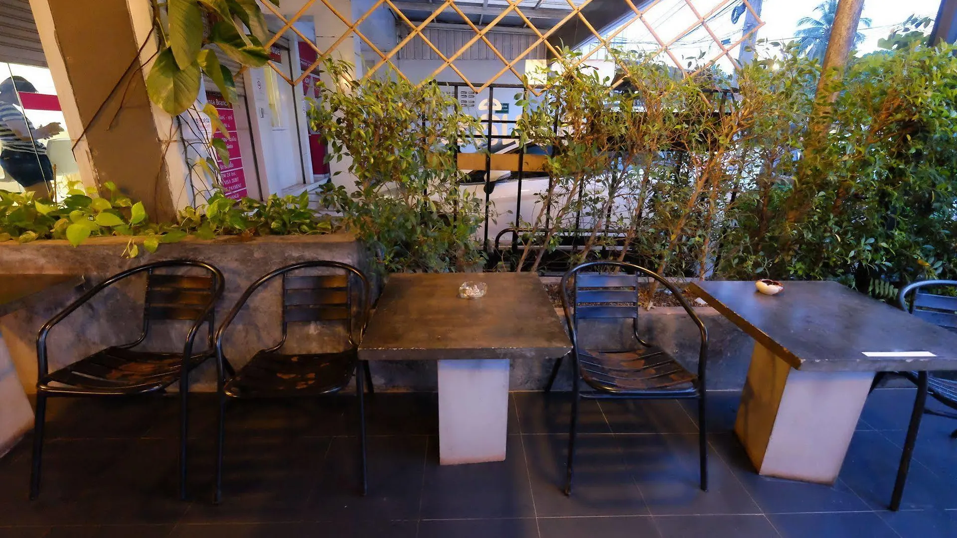 Let It Bee Econo Hostel Koh Lanta 0*,  Thailand